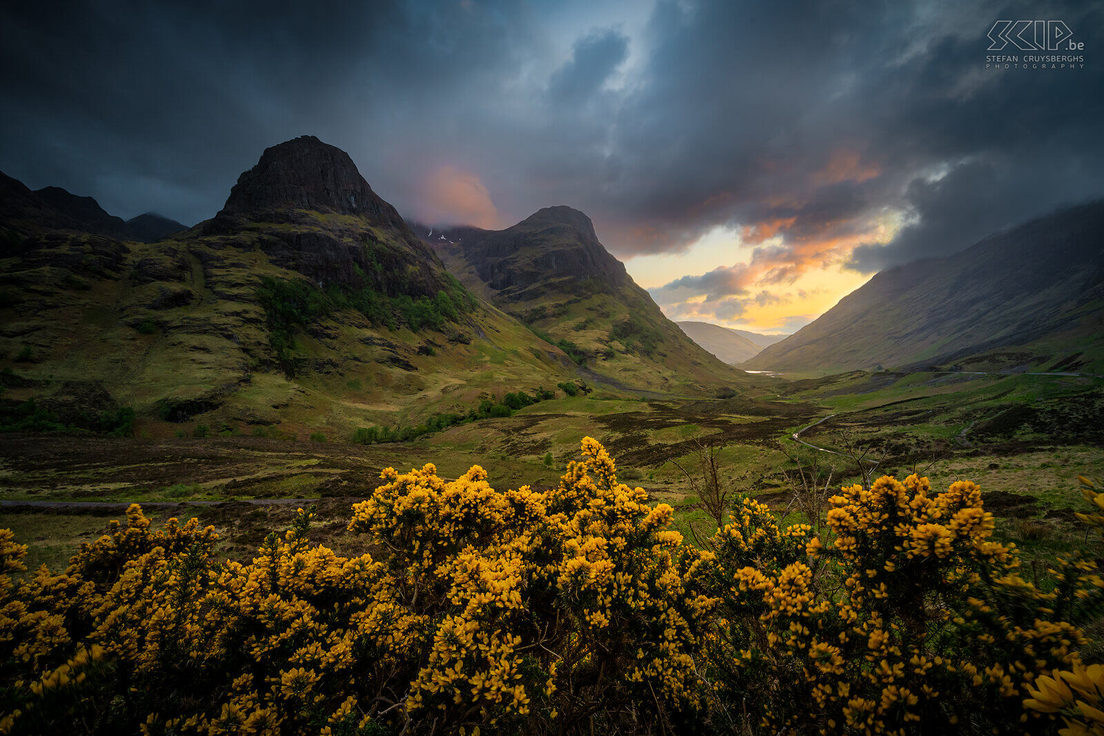Glen Coe - Three Sisters Sunset with a view on the iconic triumvirate of Beinn Fhada, Gearr Aonach and Aonach Dubh, collectively known as the Three Sisters in the beautiful valley of Glen Coe.  Stefan Cruysberghs